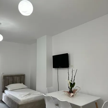 게스트하우스 Mili Vlorë