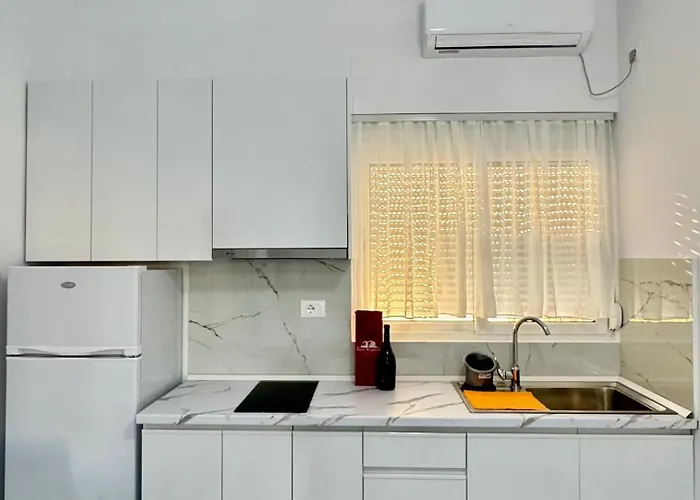 Πανσιόν Mili Vlorë