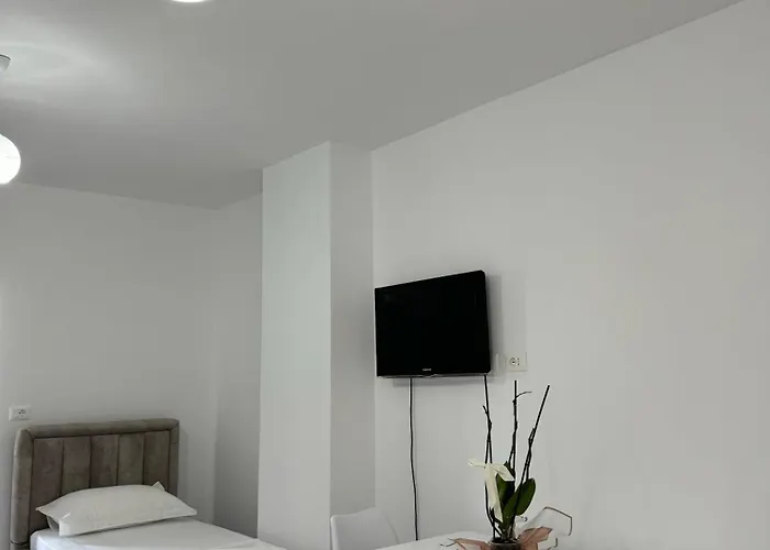 Πανσιόν Mili Vlorë